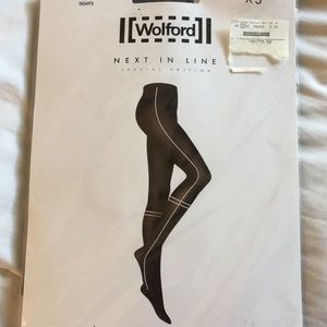 Posh WOLFORD Anni Tights!!